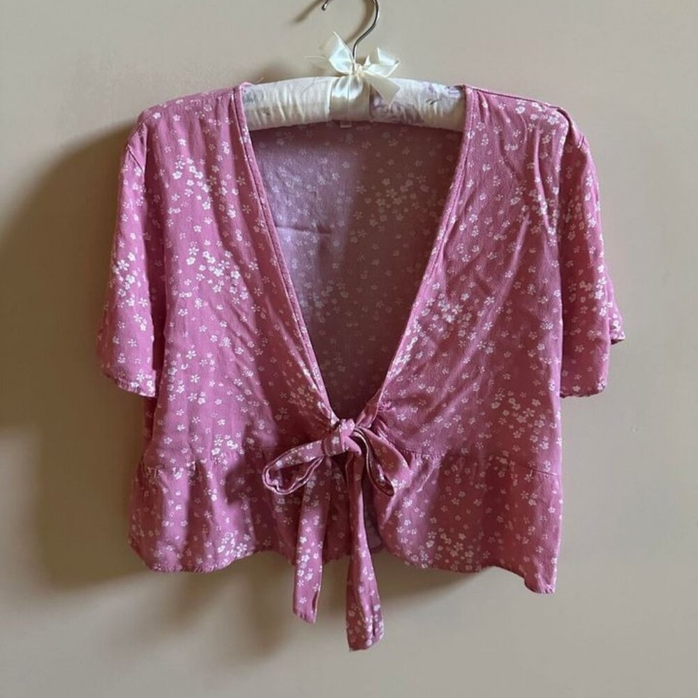 SOLD - Pink Summer Tie Front Cover Up / Cardigan Size Small